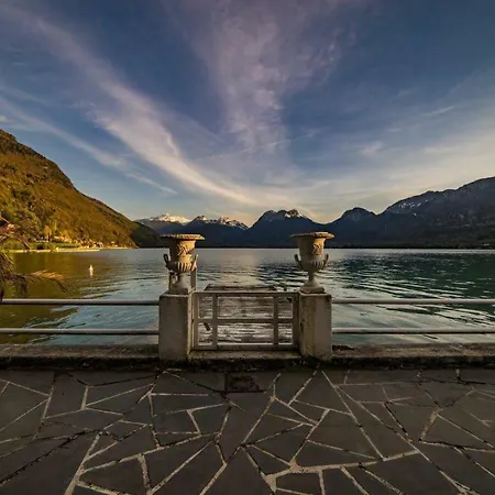 La Musardiere : Lac Et Montagnes * Talloires