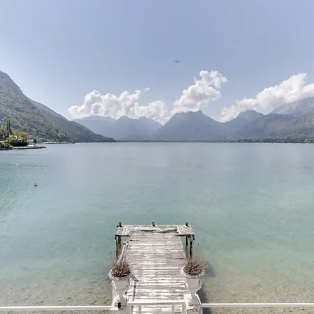 La Musardiere : Lac Et Montagnes